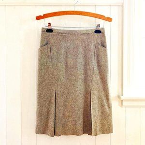 ANNE KLEIN skirt - brown tweed fitted at top and slightly flared at bottom